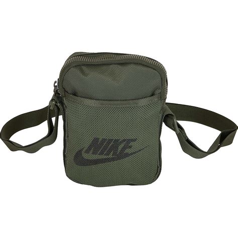 nike schwarz lacktasche|Schwarz Taschen (8) .